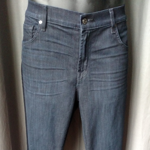 7 for All Mankind Blue Jeans NWT Pre-owned - Picture 2 of 8